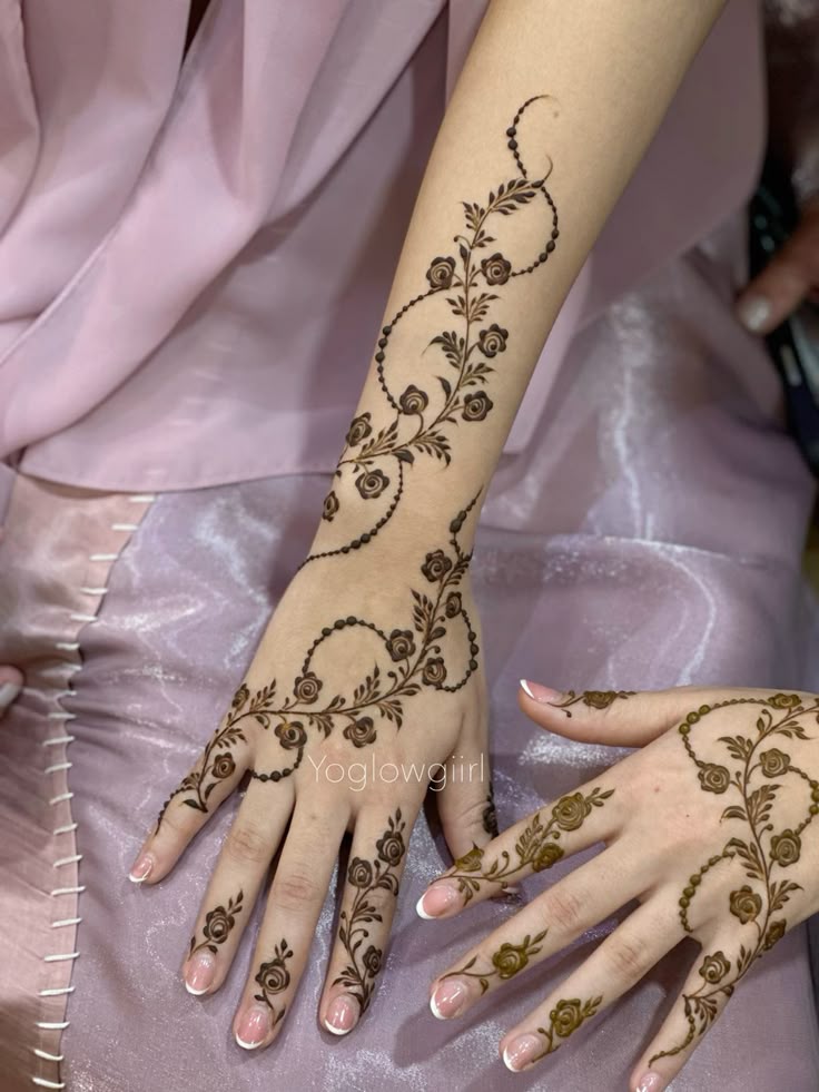 Easy-Arabic-Mehndi-Design