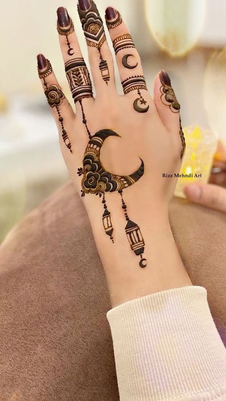 Easy-Arabic-Mehndi-Design