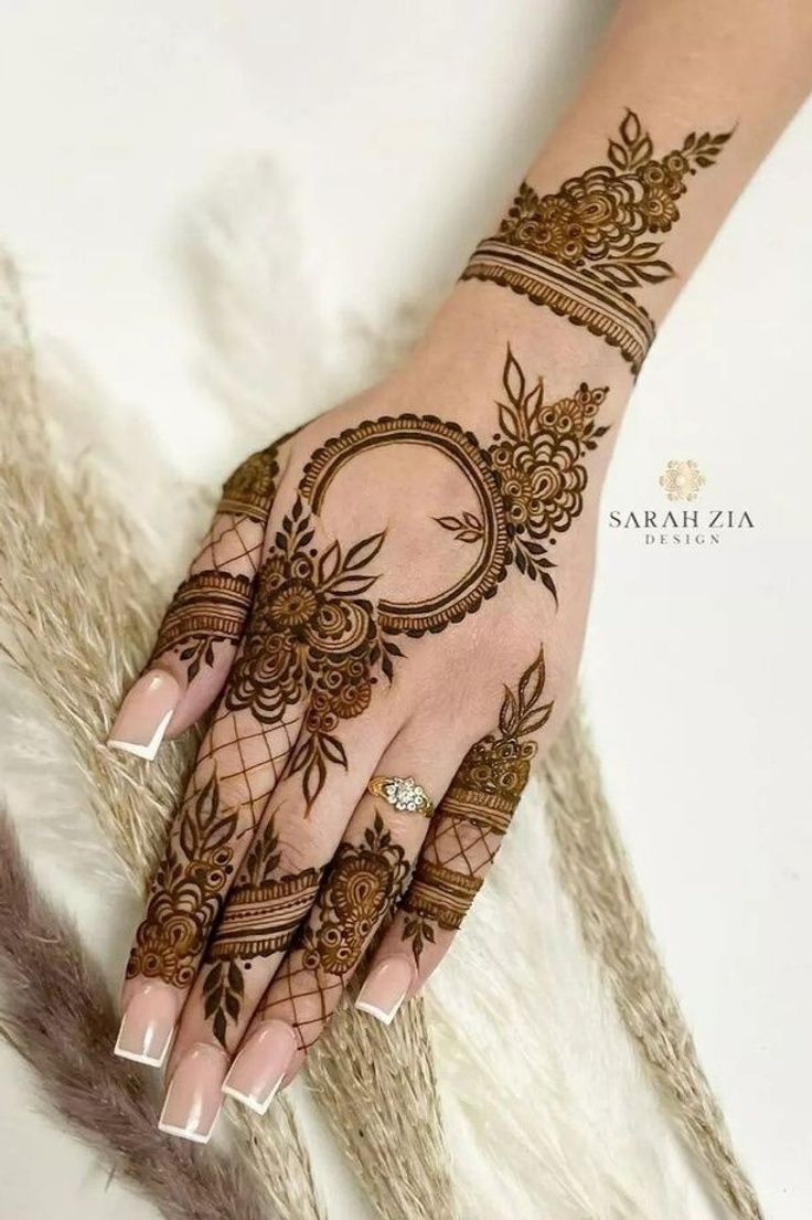 Easy-Arabic-Mehndi-Design