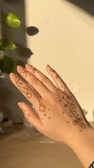 Easy-Arabic-Mehndi-Design