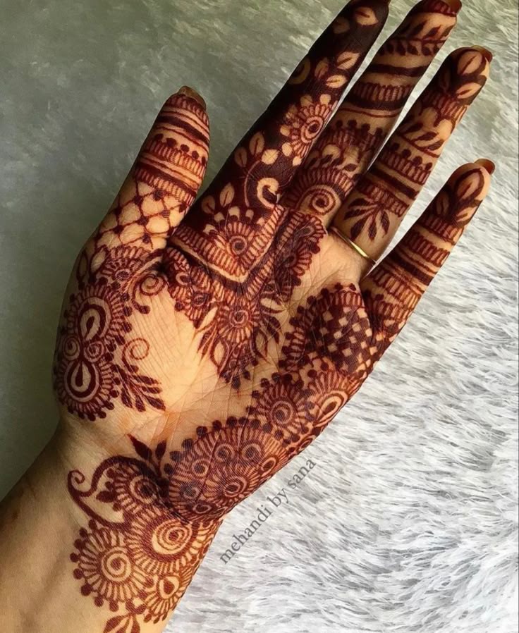 aesthetic-finger-mehndi-design-easy-and-beautiful