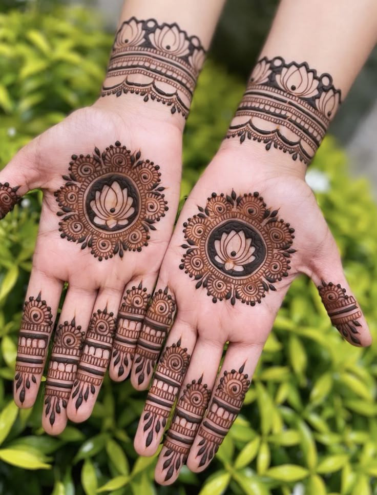 arabic-bail-front-hand-mehndi-design