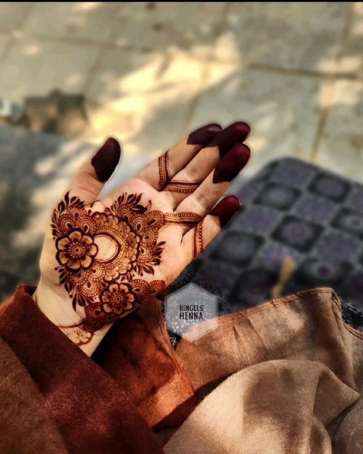arabic-front-hand-simple-mehndi-design-back-side