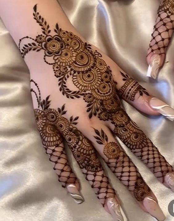 arabic-front-mehndi-design-easy-and-beautiful