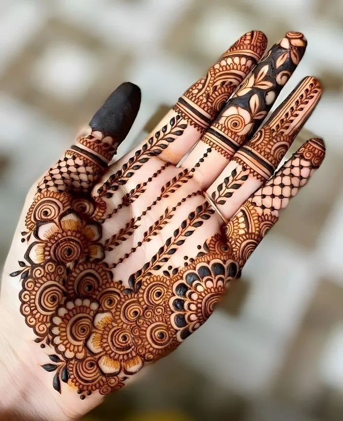 arabic-instagram-royal-front-hand-mehndi-design-simple