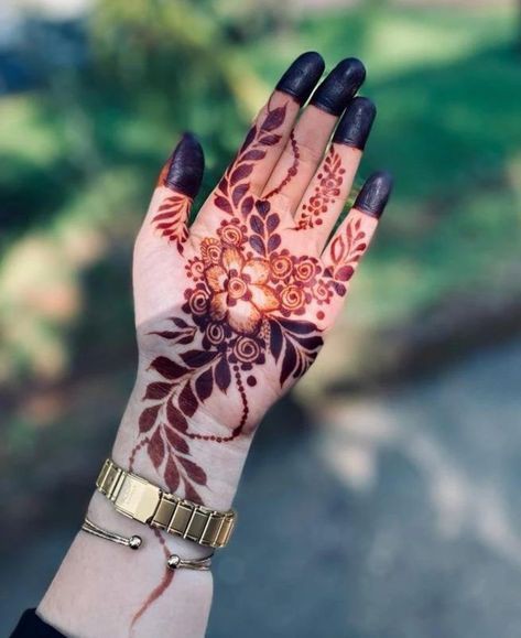 arabic-instagram-royal-front-hand-mehndi-design-simple-and-beautiful