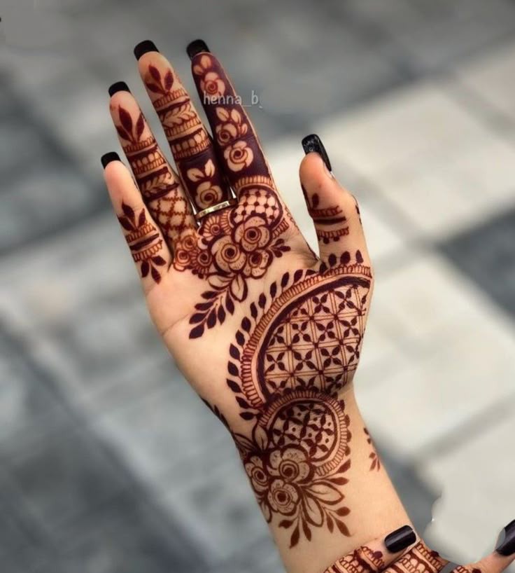 arabic-instagram-royal-front-hand-mehndi-design