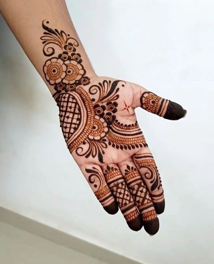 arabic-mehndi-simple-royal-front-hand-mehndi-design