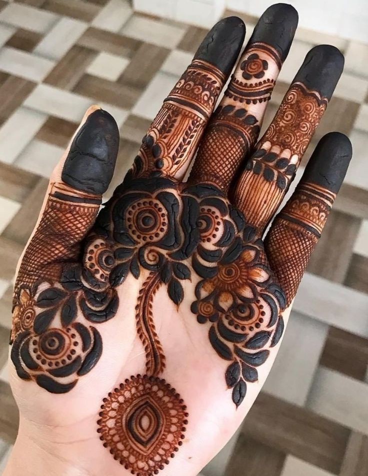beautiful-arabic-front-hand-mehndi-design