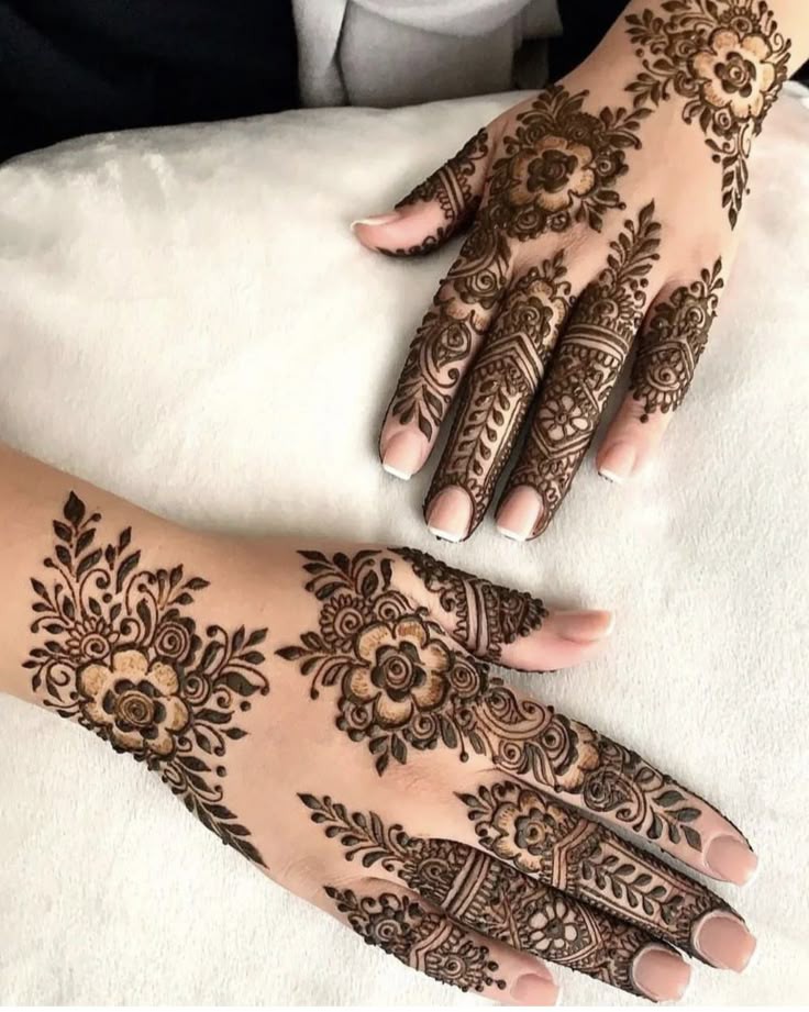 bridal-mehndi-design-easy-and-beautiful