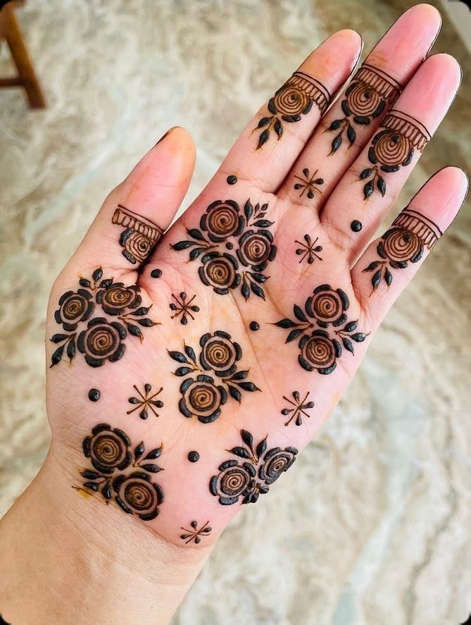 easy-cute-mehndi-design-front-hand-simple-and-beautiful