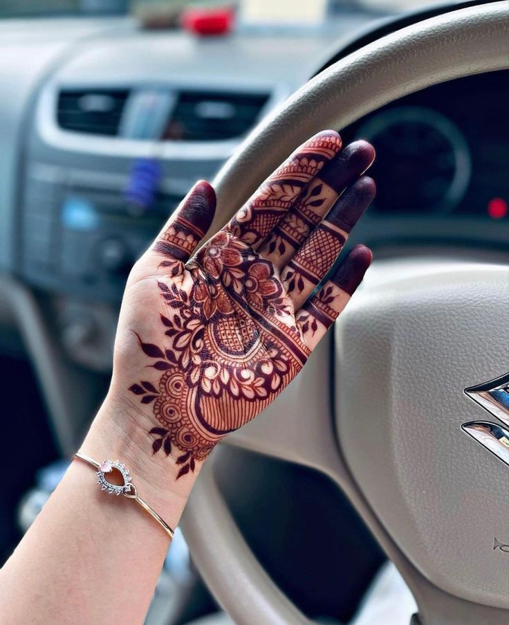 easy-front-hand-simple-mehndi-design-for-girl