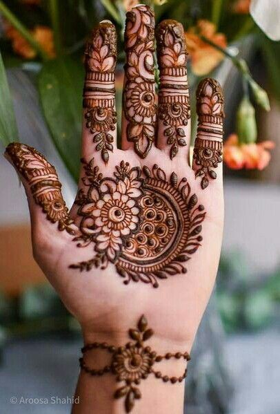 front-hand-simple-mehndi-design-arabic-easy-and-beautiful
