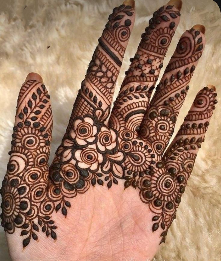 front-mehndi-design-easy-and-beautiful-arabic-back-hand