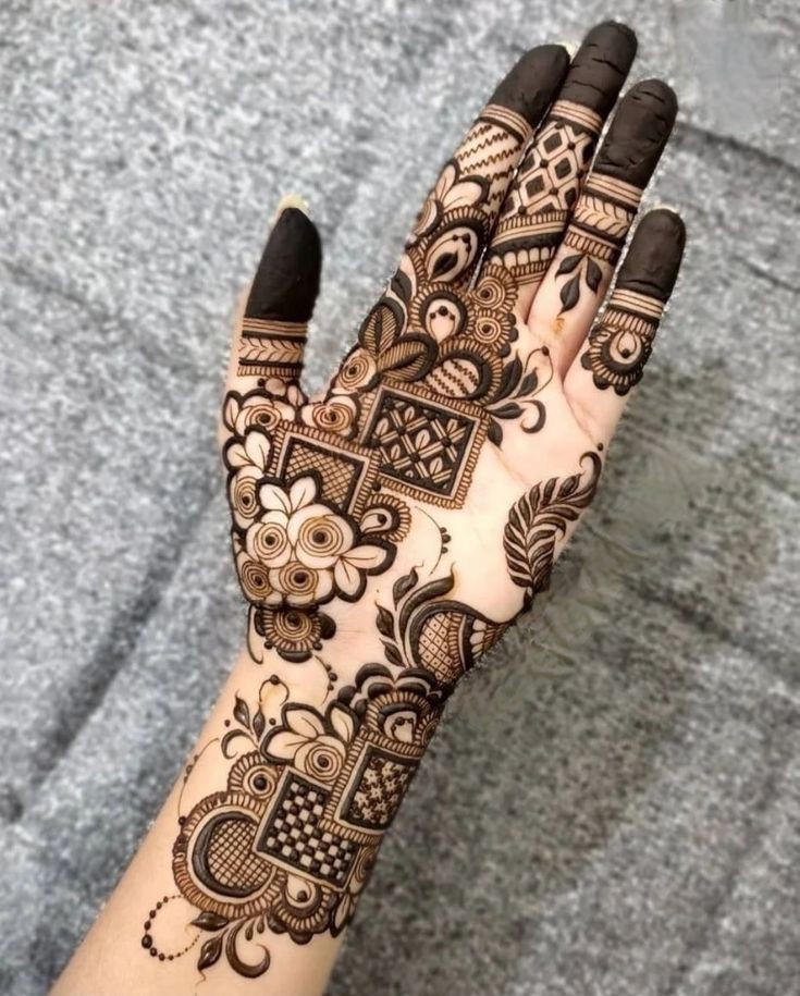 mehndi-design-easy-and-beautiful-bridal