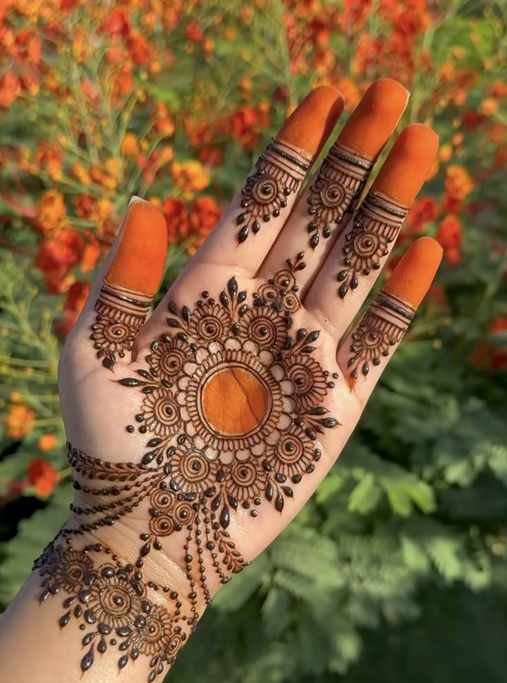 mehndi-design-easy-and-beautiful-images-front-hand-simple-download