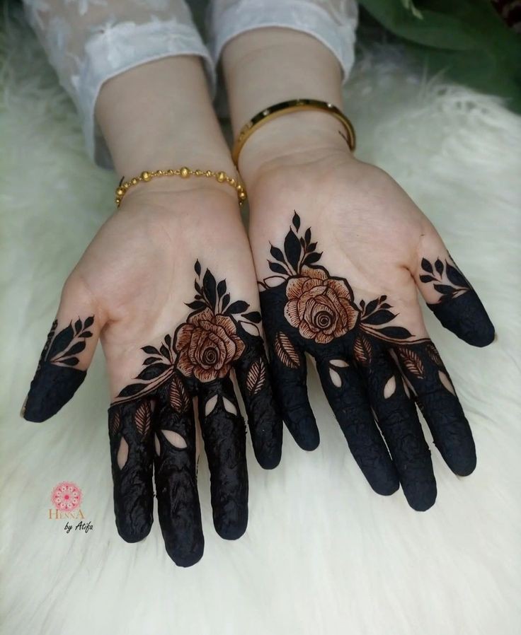 simple-cross-mehndi-design-front-hand