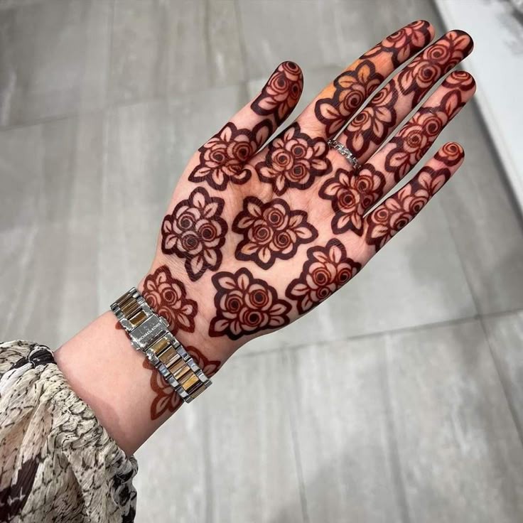 simple-dulhan-mehndi-design-front-hand-full-hand