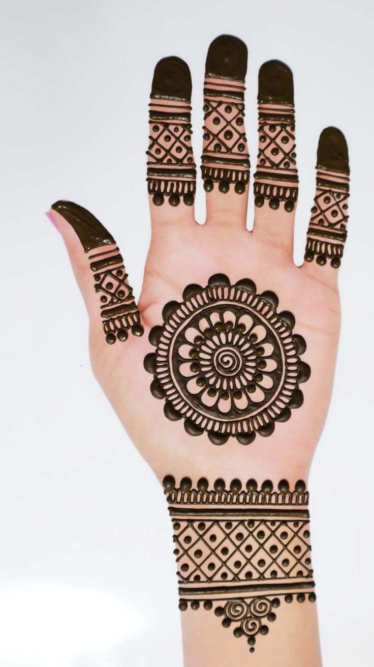 stylish-easy-front-hand-simple-mehndi-design